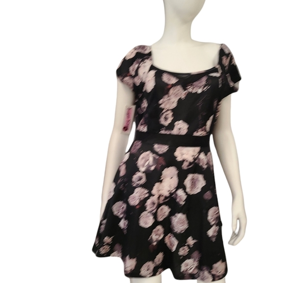 Sugar Kisses Black Plus Size Dress New with Tags - Picture 2 of 8